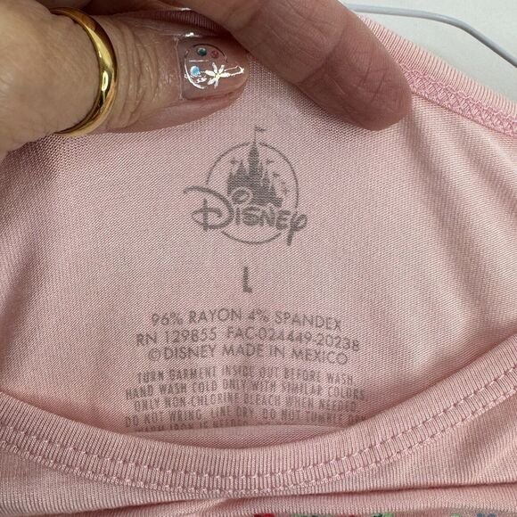 Disney WDW Epcot World Showcase Top Shirt United Kingdom Royal Rose Flag Sz L O… - Picture 5 of 7